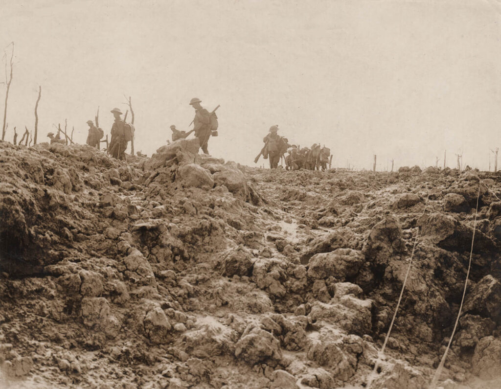 Anonymous - Official photograph taken on the Western Front: C.2224 The Battle of Flanders...