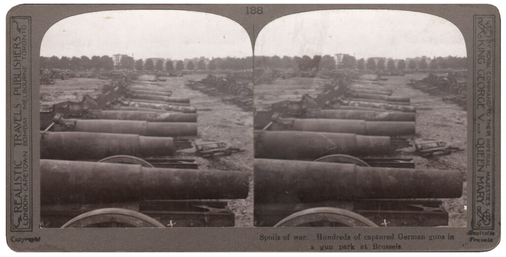 Anonymous - Stereoscopic print; Hundreds of captured German guns in a gun park at Brussels.