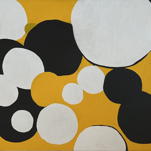 196817 White, Black and Yellow 2