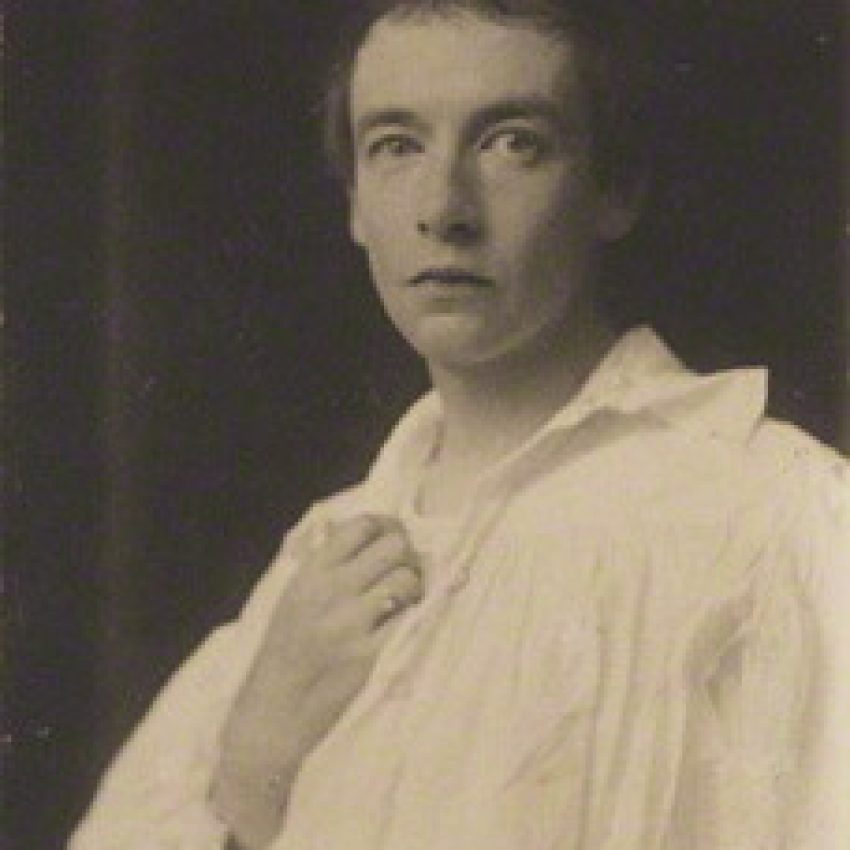 Graham Walford Robertson